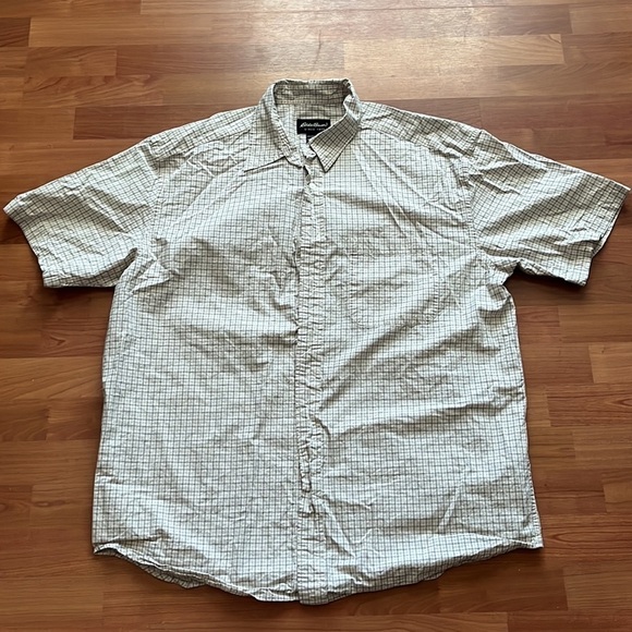 Eddie Bauer Men’s tan plaid short sleeve button down shirt Size Large - Picture 2 of 8